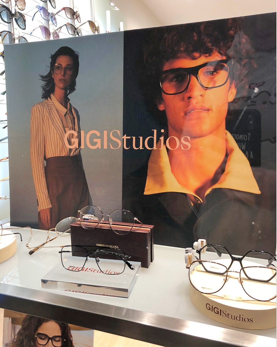 gigi display y metacrilato